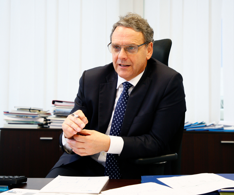 Luis Amort 