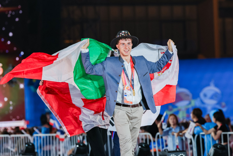 Einmaliges Erlebnis: Der Mediendesigner Liam Fiechter hat bei den WorldSkills 2026 Gold gewonnen.