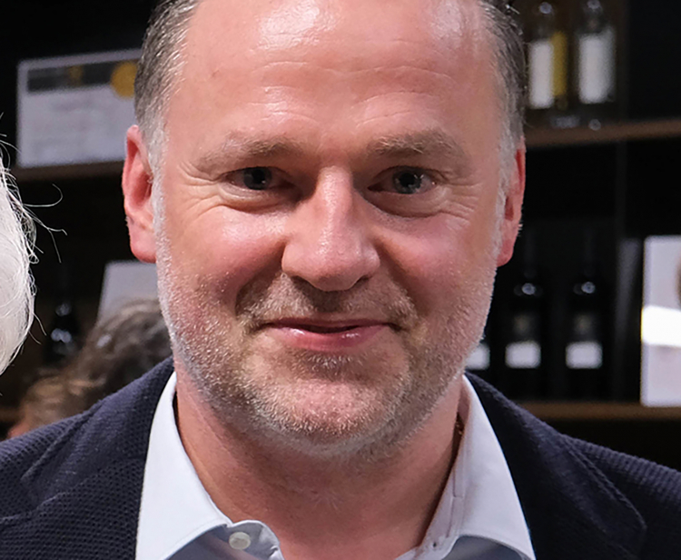 Theodor  Falser
