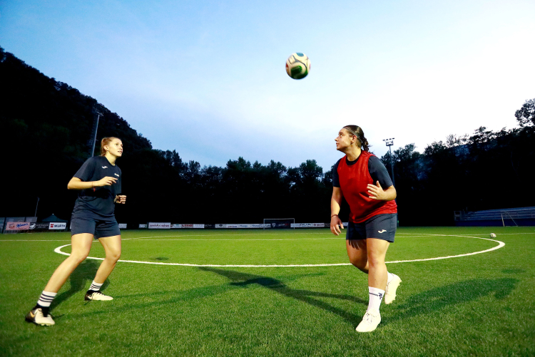 Saisonvorbereitung im Forchwaldstadion: Die ASC Auer Ladies starten demnächst in die Oberliga – mit Aufstiegsambitionen.