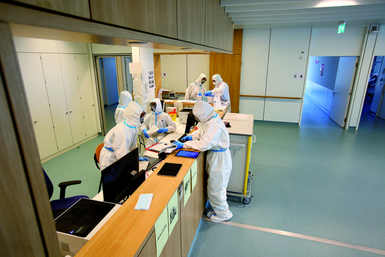 Mangelware Schutzausrüstung: „Alles getan, um die Krankenhäuser vor dem Kollaps zu retten.“ Mangelware Schutzausrüstung
