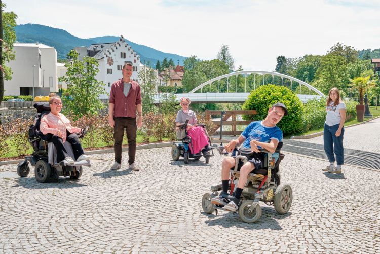 Werben für das Konzept persönliche Assistenz: Silvia Rabanser, Anton van Gerven, Anna Faccin, Max Silbernagl, Heidi Ulm (von links).
