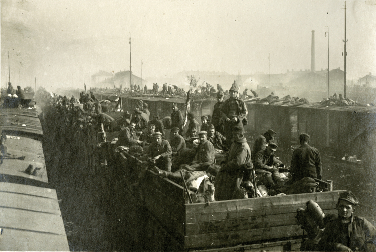 Österreichische Kriegsgefangene am Ende des Ersten Weltrkrieges in Trient (4. November 1918): Österreich büßen lassen. Österreichische Kriegsgefangene