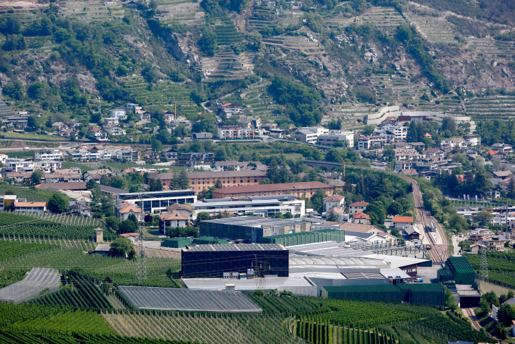 Der vordere der beiden Kasernenriegel soll bald abgerissen und eine Tiefbauhalle für die angrenzende Berufsschule gebaut werden.