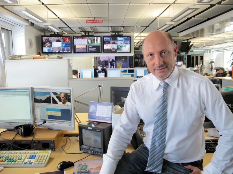 Andreas Pfeifer, 55, stammt aus Bozen und lebt in Wien: Seit 2007 leitet er
das Ressort Außenpolitik im ORF. Andreas Pfeifer