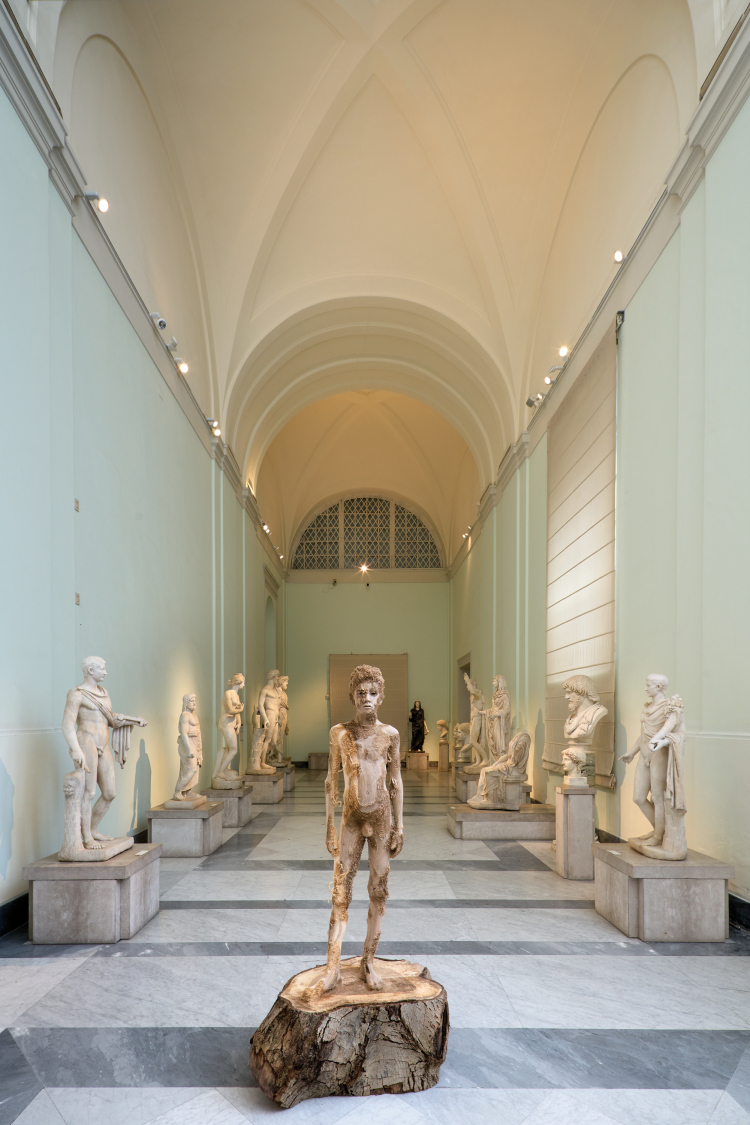 Ausstellung von Aron Demetz