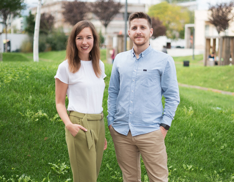 Anna Maria Kurz, 30, und Danilo Fink, 32, im Noi Techpark in Bozen. Hier ist ihr Start-up-Unternehmen Kibun angesiedelt.