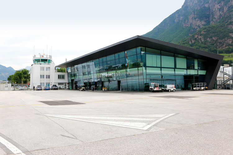Flughafen