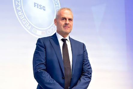 Er ist der neue Mann an der Spitze des italienischen Eissportverbandes: Thomas Rottensteiner.