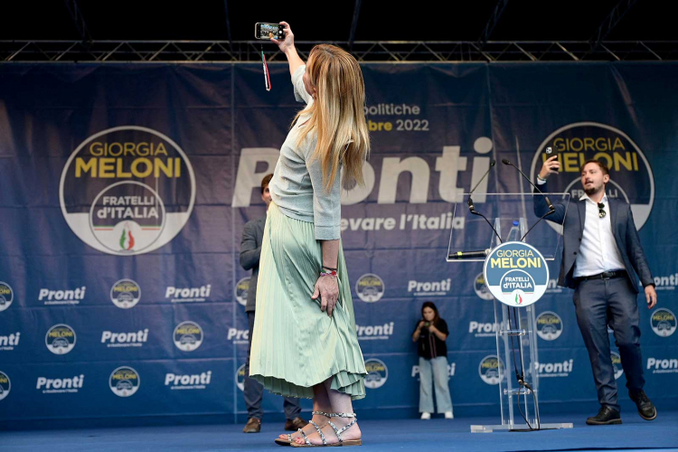 Selbstbewusster Shootingstar: Mitte-rechts-Spitzenkandidatin Giorgia Meloni. Giorgia Meloni
