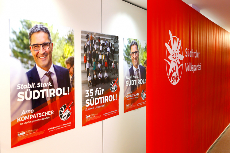 Plakate