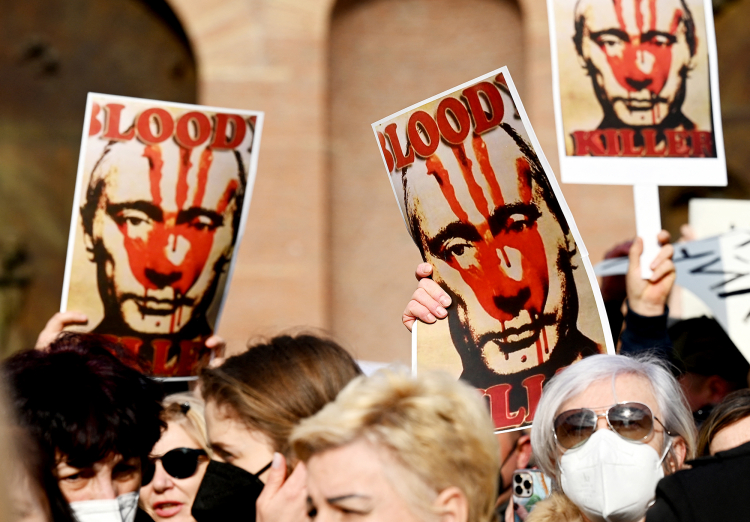 Proteste in Rom gegen Putins Krieg in der Ukraine