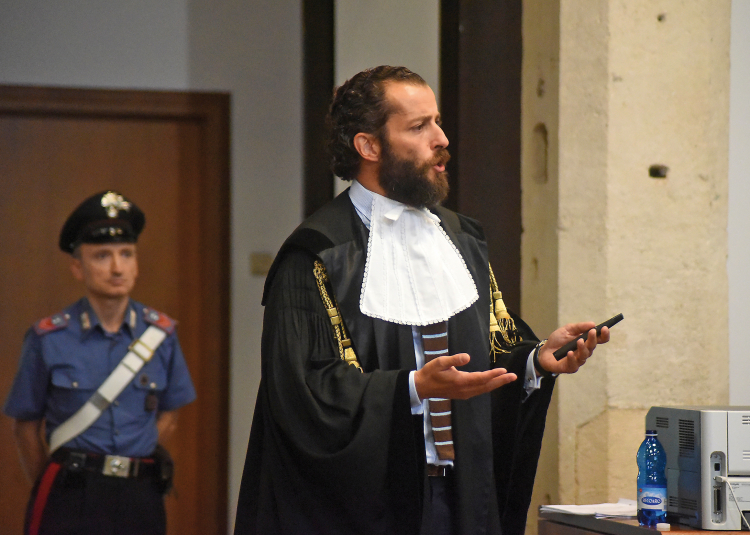 Usman Khans Anwalt Nicola Canestrini bei einer Verhandlung: „An Herrn Khan wollte man ein Exempel statuieren.“ Nicola Canestrini