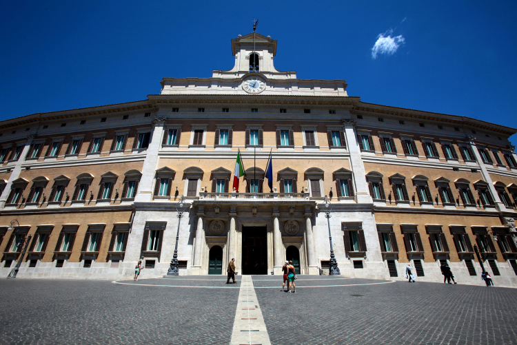 Il Parlamento, nell‘immagine Palazzo Montecitorio, dovrebbe decidere sulla nuova legge elettorale già nel mese di luglio.
