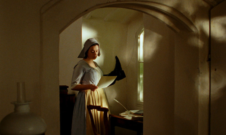 „Sehnsucht in Sangershausen“: Der Film von Julian Radlmaier schwenkt fantastisch von der Vergangenheit in die Gegenwart.