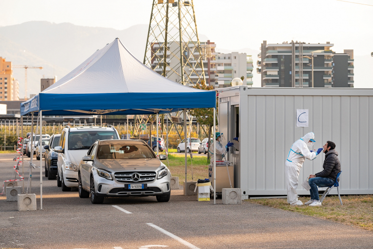 Drive-in-Teststation