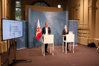Landeshauptmann Kompatscher und Astat-Direktor Gärtner