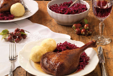 Erdäpfelknödel und Rotkraut
