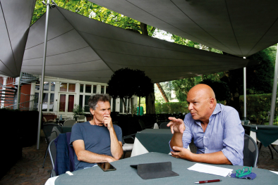 Wolfgang Mayr und Norbert Dall’Ò beim Gespräch