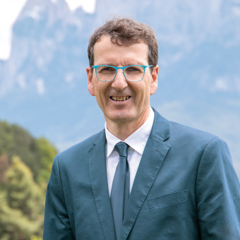 Hans-Peter Dejakum