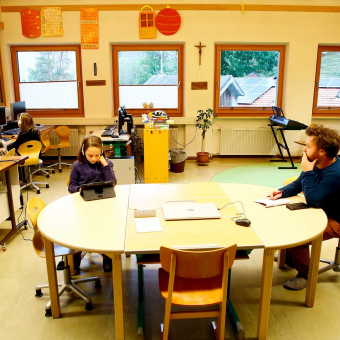 Andrej Werth in der Grundschule Planeil